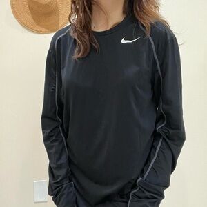 Nike Pro Women's Sweatshirt‎ long sleeve Black Size Medium